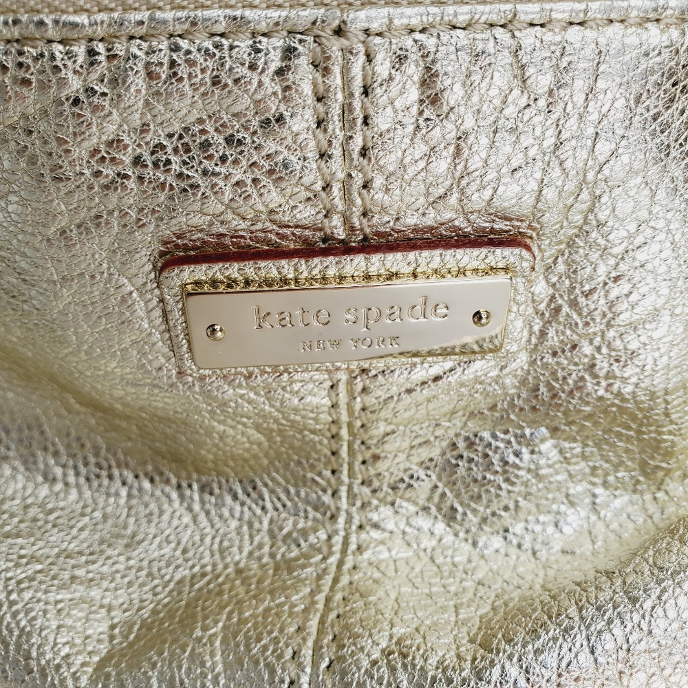 Kate Spade gold leather purse like new - Picture 4 of 10